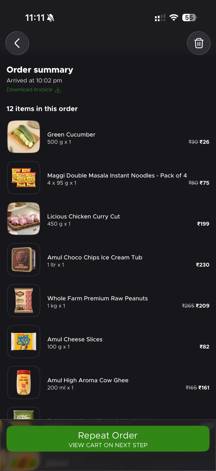 Order summary screen showing 12 items including Licious Chicken Curry Cut at Rs 199